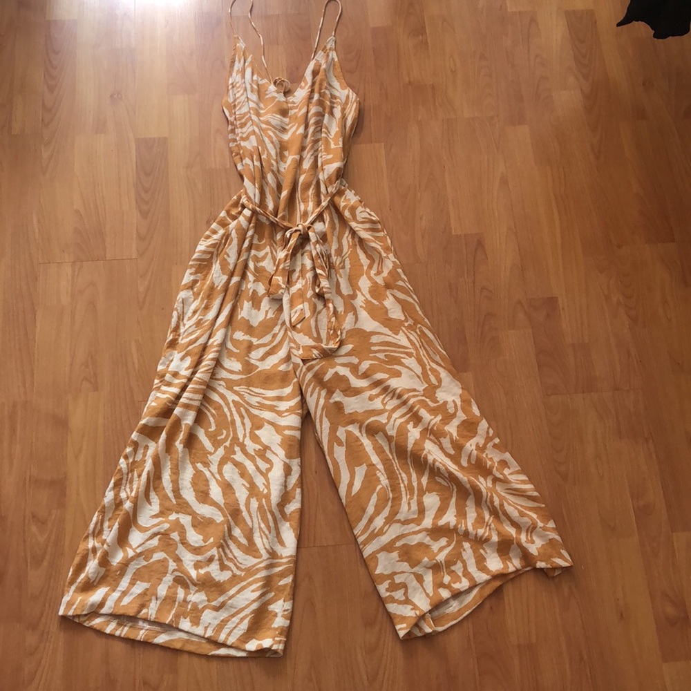 H&M sizeLarge zebra Jumpsuit